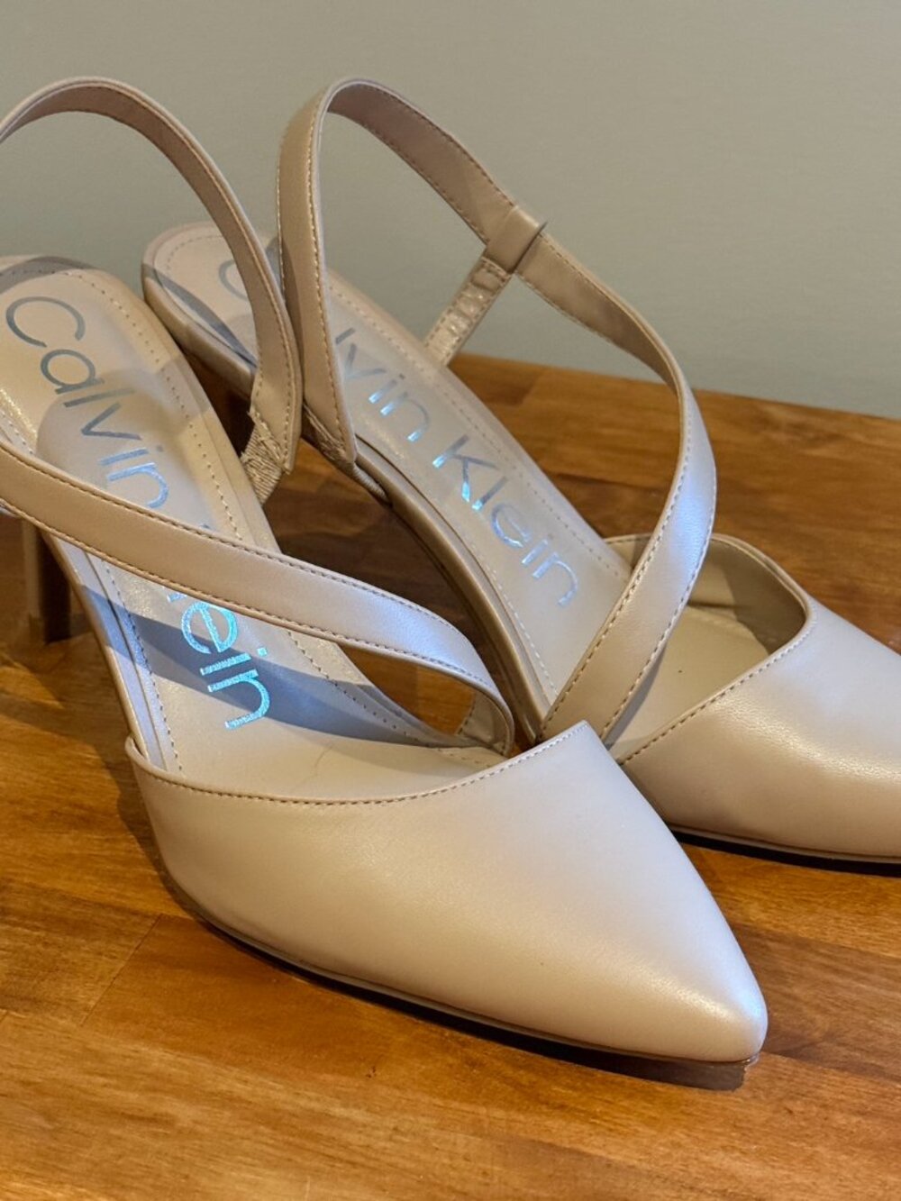 Calvin Klein Women's Nude Beige Greer Pump Heels Sz 8.5 8 1/2